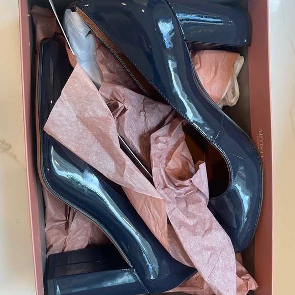 Franco Sarto Blue Patent Heels 9.5M - Picture 6 of 11